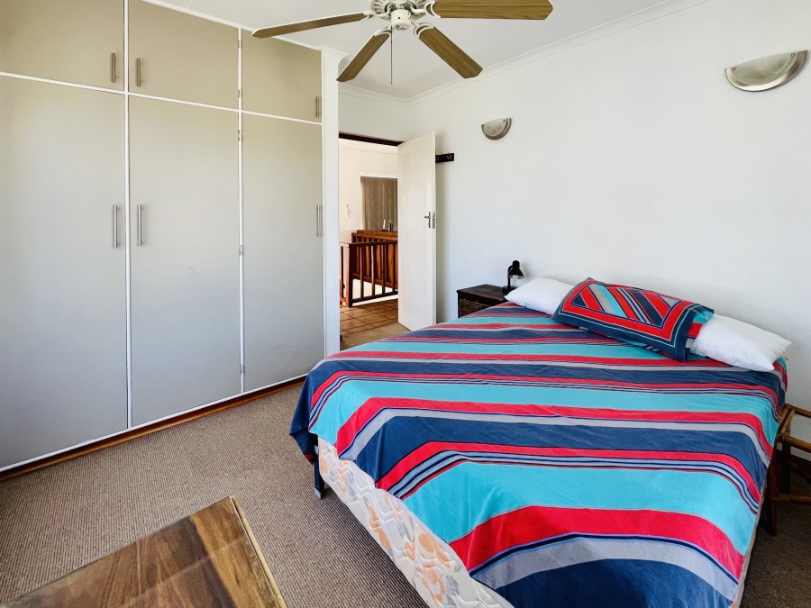 2 Bedroom Property for Sale in Sandbaai Western Cape